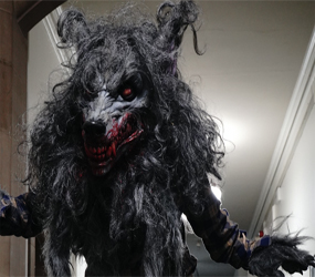 WEREWOLF THEMED STILTS BOOK HALLOWEEN ENTERTAINMENT - VAMPIRE & HORROR THEMES 